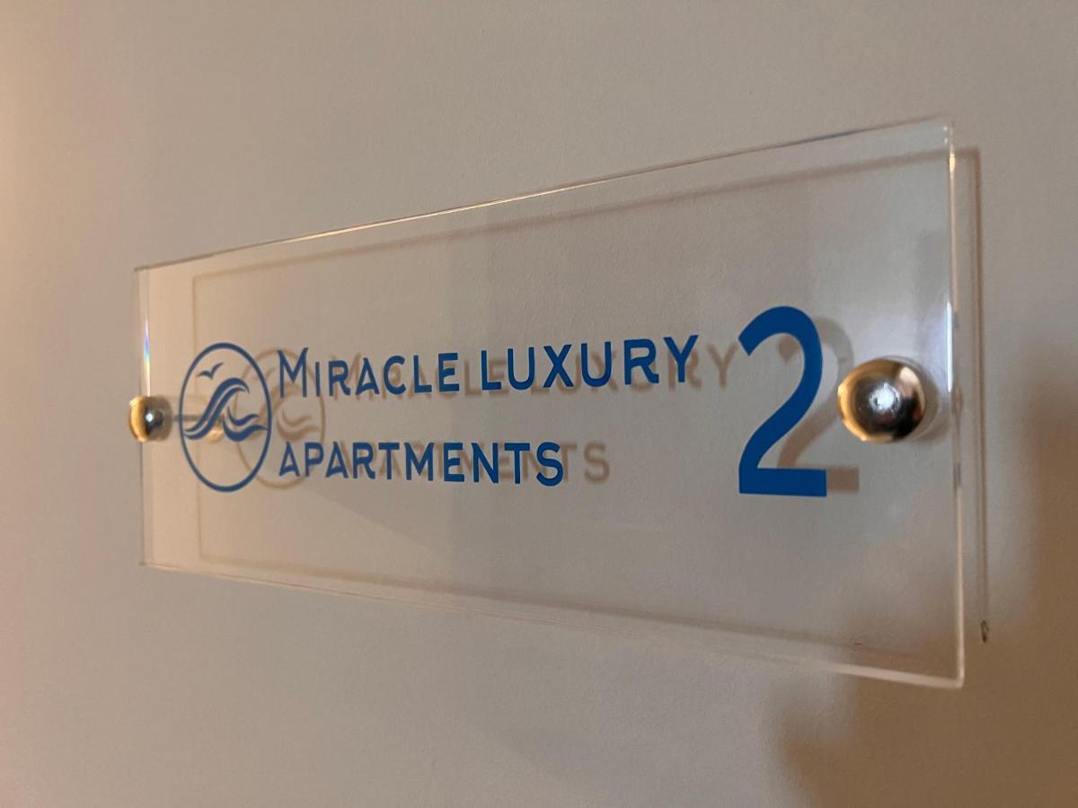 Miracle Luxury Apartments Peraía Exteriör bild